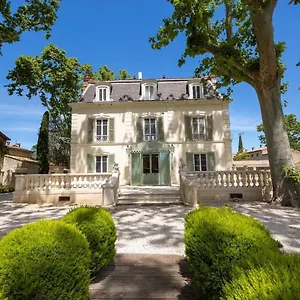 Les Frenes En Provence-château Zen Avignon